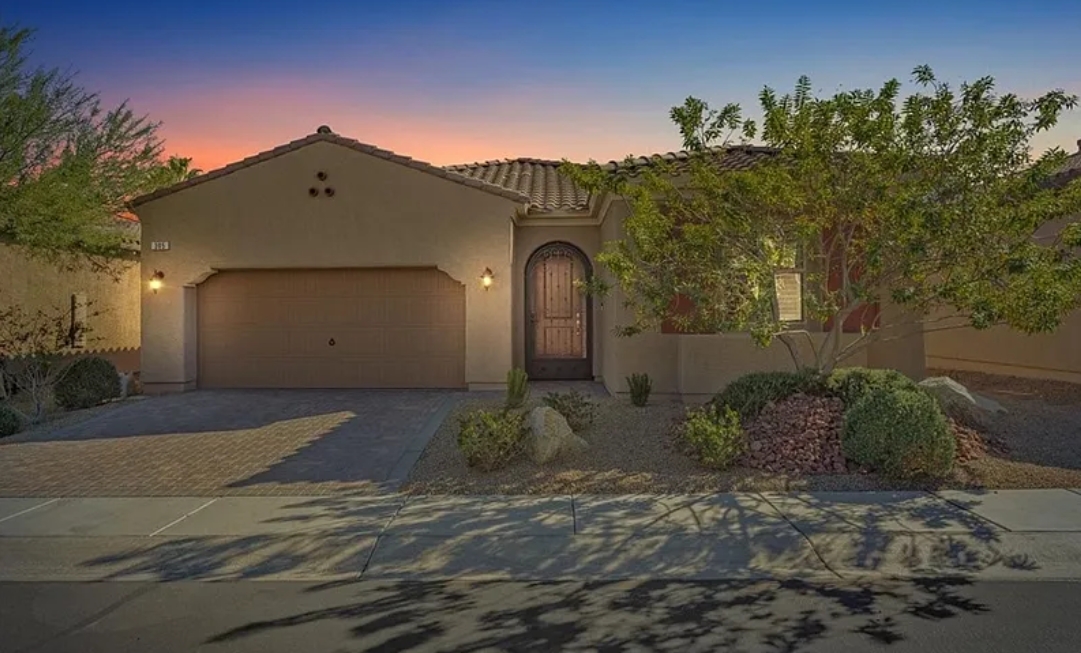 Sold home at 305 Via Del Duomo, Henderson, NV